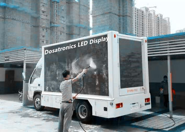 چین صفحه نمایش لمسی کامیون سوار شده، صفحه نمایش LED موبایل برای تبلیغات در فضای باز تامین کننده